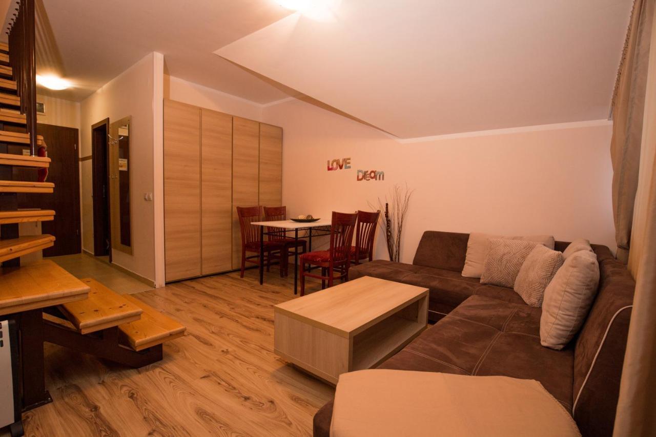 Borovets Gardens Aparthotel Rental Екстер'єр фото