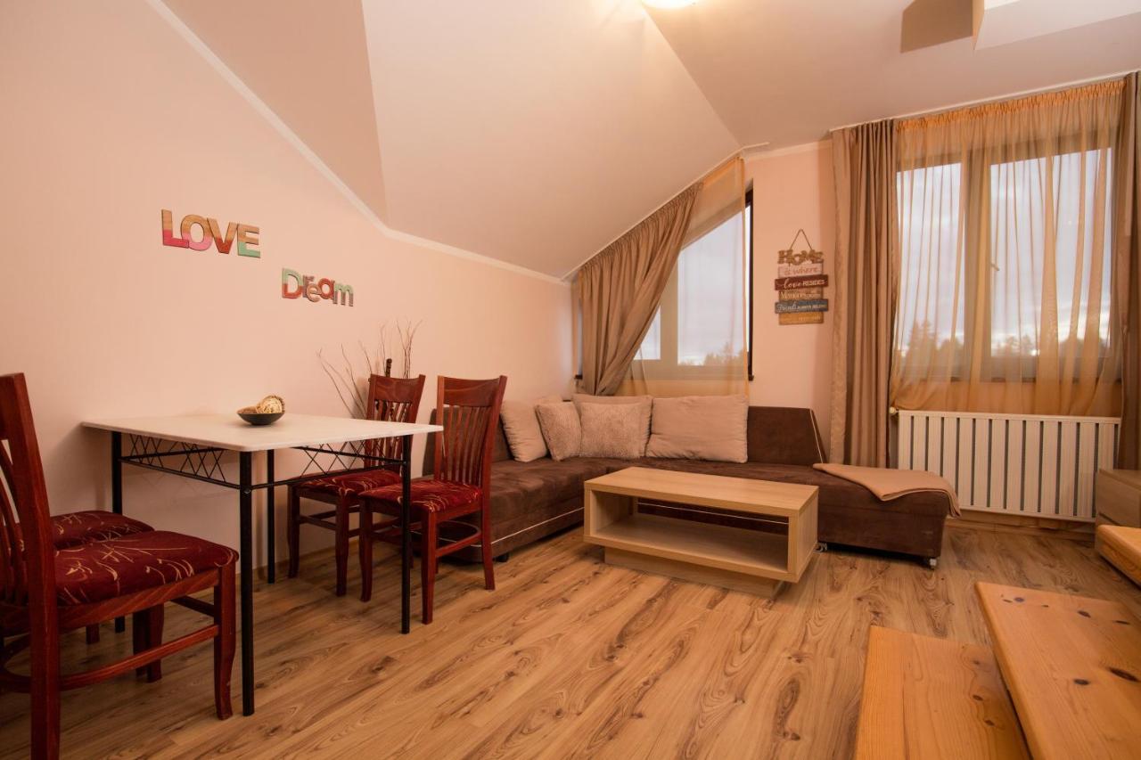 Borovets Gardens Aparthotel Rental Екстер'єр фото