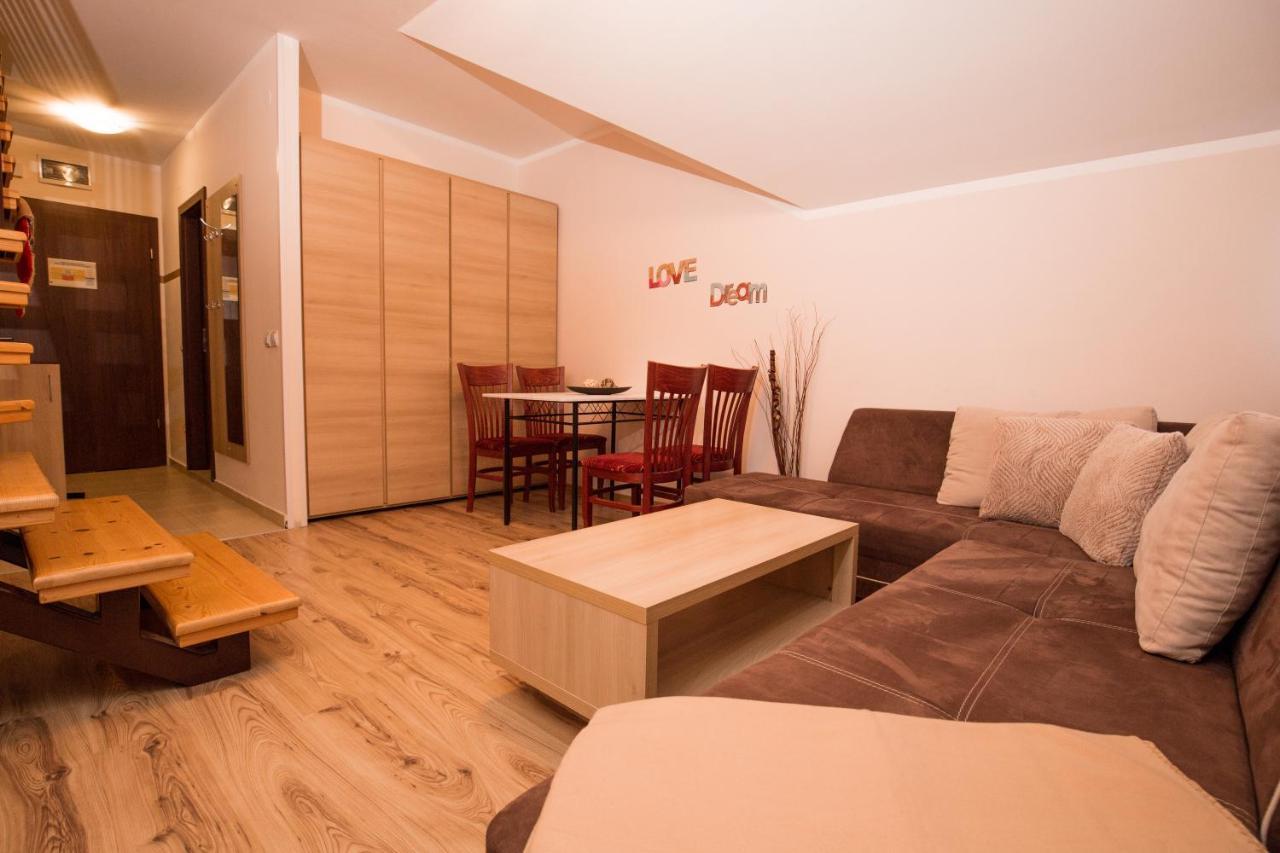 Borovets Gardens Aparthotel Rental Екстер'єр фото